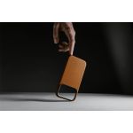 Nomad Traditional Leather Case iPhone 17 Pro Max English Tan -  iPhone στο Twiinshop
