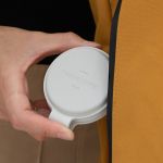 Native Union Voyage 2-in-1 Qi2 Foldable Wireless Charger Sand -  Ασύρματοι Φορτιστές στο Twiinshop